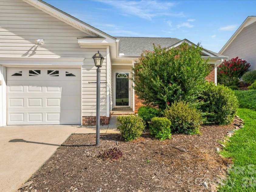 136 Morgan Trace Drive, Valdese, NC 28690.  MLS# CAR4421484, YatesRealty ID 48653. 