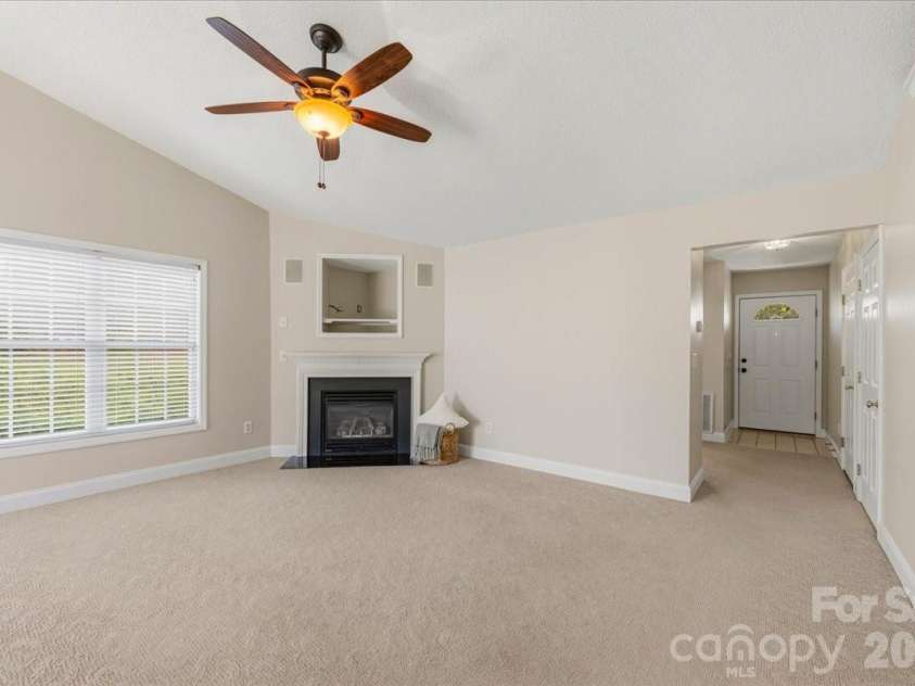 136 Morgan Trace Drive, Valdese, NC 28690.  MLS# CAR4421484, YatesRealty ID 48653. 