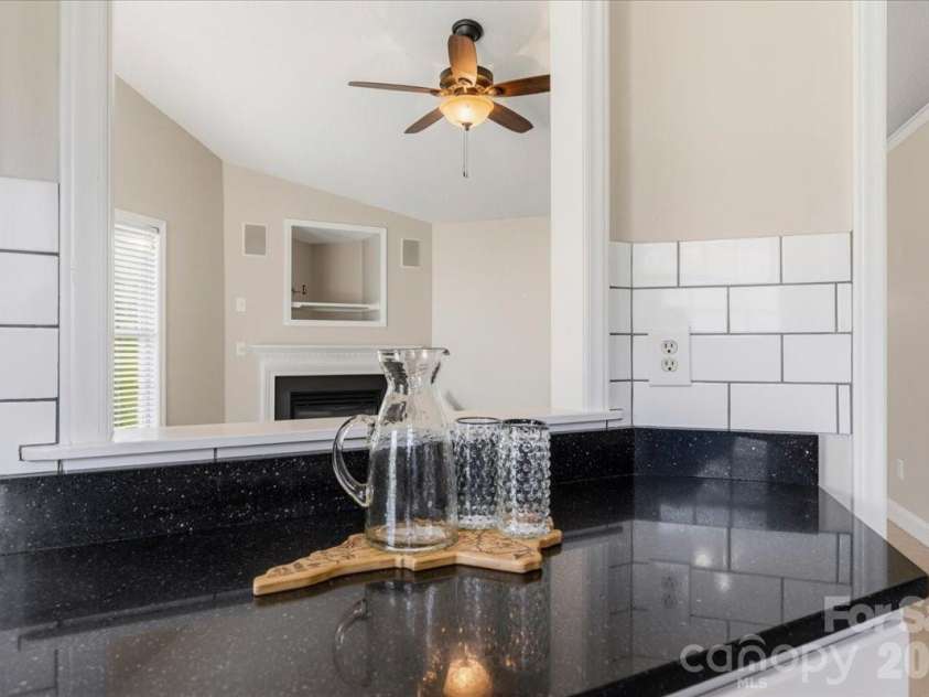136 Morgan Trace Drive, Valdese, NC 28690.  MLS# CAR4421484, YatesRealty ID 48653. 