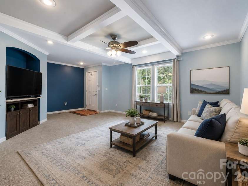 36 Woodrat Drive, Burnsville, NC 28714.  MLS# CAR4421130, YatesRealty ID 48656. Virtually Staged