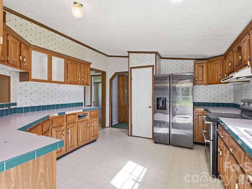 30489 Almond Drive, Albemarle, NC 28001.  MLS# CAR4421450, YatesRealty ID 48658. 