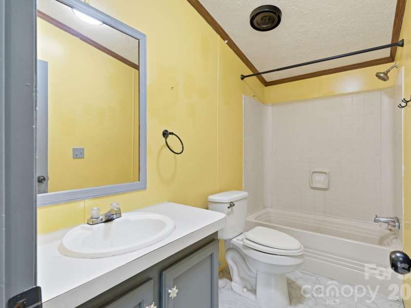 30489 Almond Drive, Albemarle, NC 28001.  MLS# CAR4421450, YatesRealty ID 48658. 