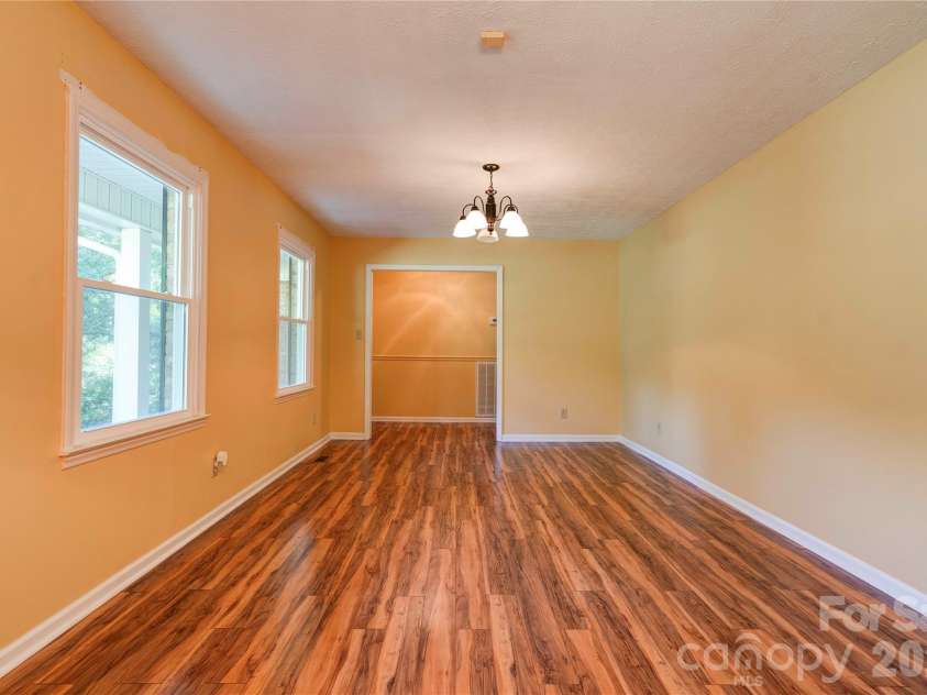 113 Idlewood Court, Kings Mountain, NC 28086.  MLS# CAR4421080, YatesRealty ID 48659. 