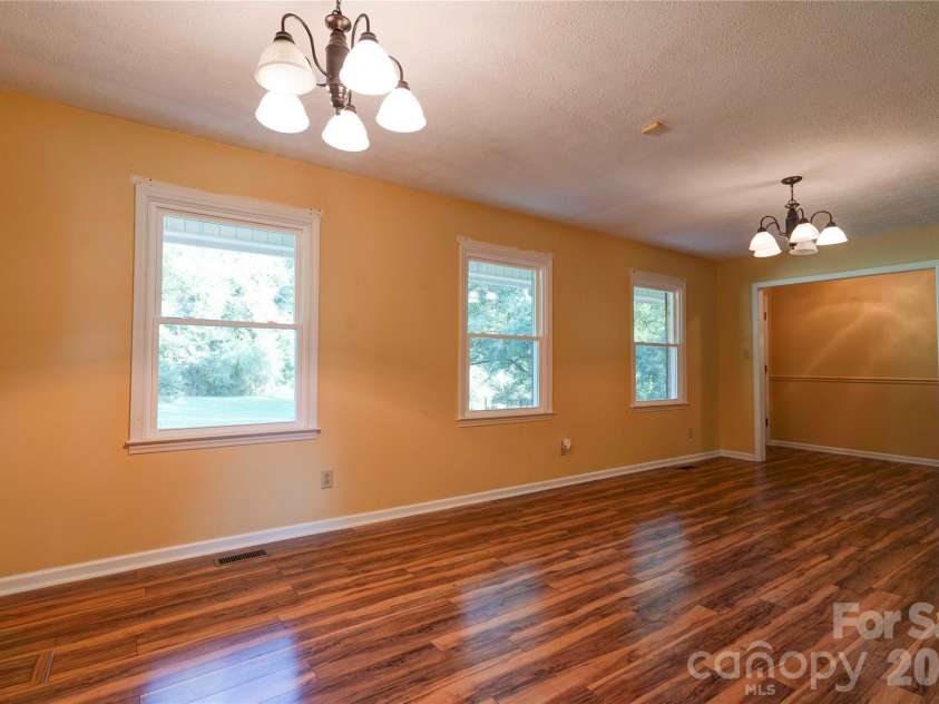 113 Idlewood Court, Kings Mountain, NC 28086.  MLS# CAR4421080, YatesRealty ID 48659. 