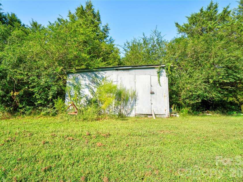 113 Idlewood Court, Kings Mountain, NC 28086.  MLS# CAR4421080, YatesRealty ID 48659. 