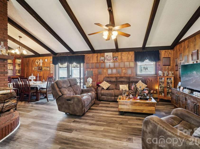 36 Kimberly Drive, Canton, NC 28716.  MLS# CAR4347339, YatesRealty ID 4866. 