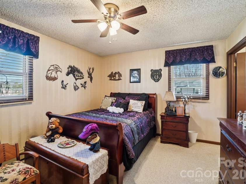 36 Kimberly Drive, Canton, NC 28716.  MLS# CAR4347339, YatesRealty ID 4866. 