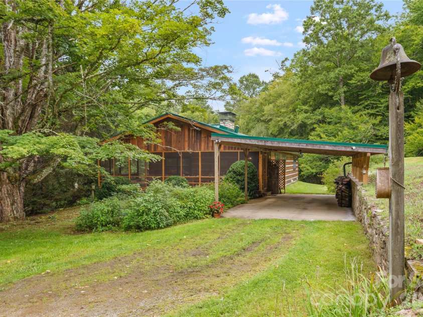 1061 Indian Trail Road, Mars Hill, NC 28754.  MLS# CAR4417141, YatesRealty ID 48665. 