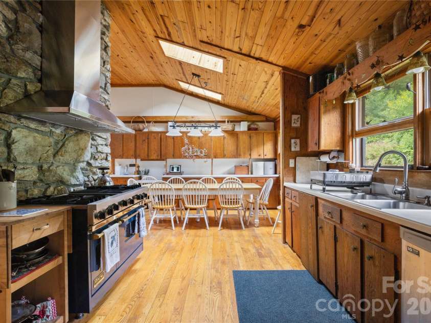1061 Indian Trail Road, Mars Hill, NC 28754.  MLS# CAR4417141, YatesRealty ID 48665. 
