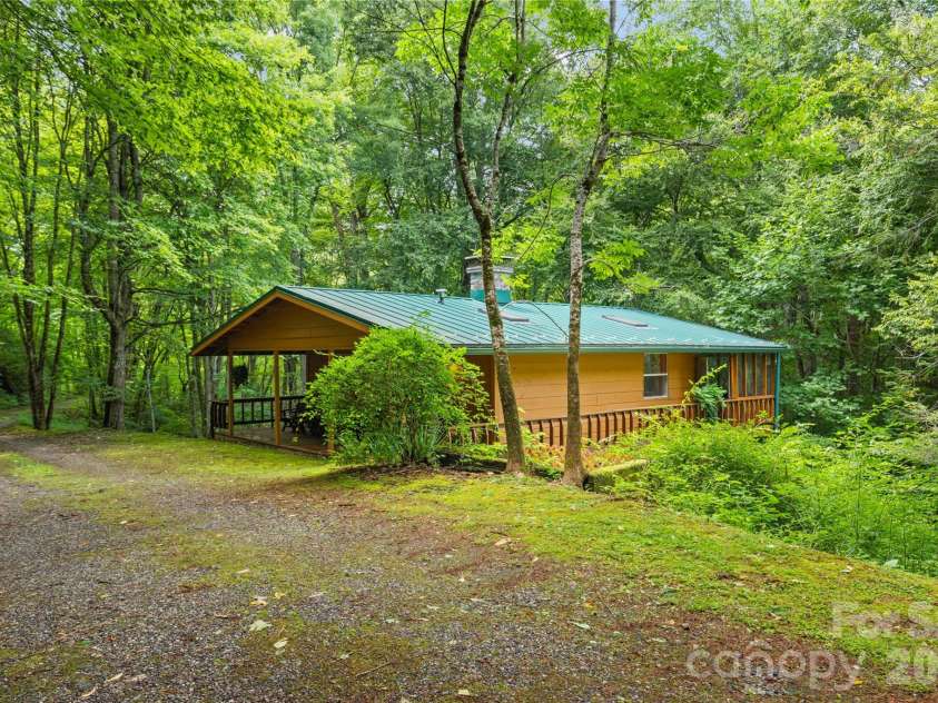 1061 Indian Trail Road, Mars Hill, NC 28754.  MLS# CAR4417141, YatesRealty ID 48665. 