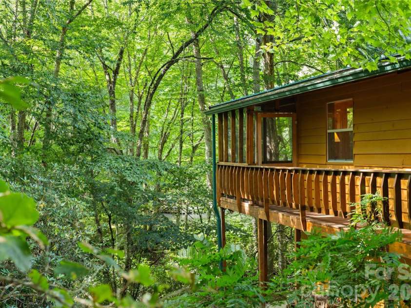 1061 Indian Trail Road, Mars Hill, NC 28754.  MLS# CAR4417141, YatesRealty ID 48665. 