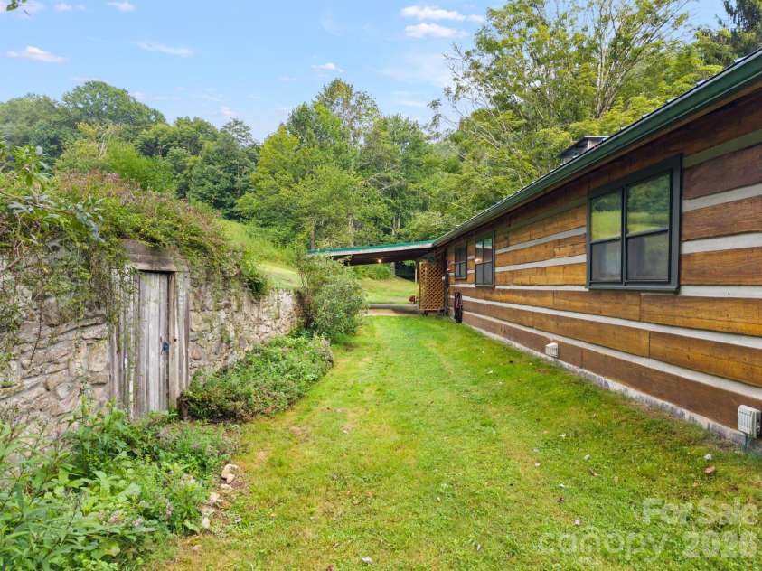 1061 Indian Trail Road, Mars Hill, NC 28754.  MLS# CAR4417141, YatesRealty ID 48665. 