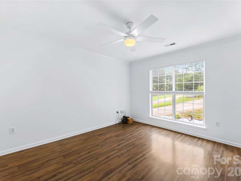 1112 Coachlight Circle, Charlotte, NC 28262.  MLS# CAR4420288, YatesRealty ID 48667. Spacious dining room offers plenty of room for entertaining and features large windows overlooking the front yard.