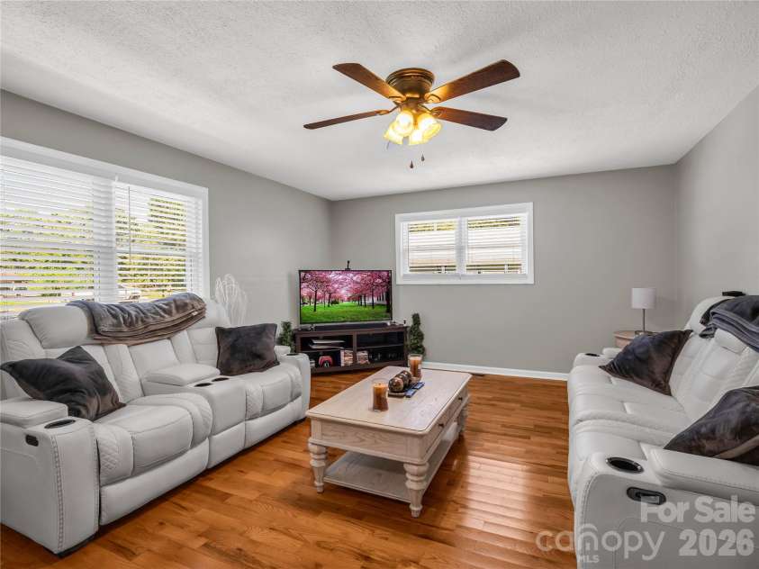 252 Old Sunshine Road, Bostic, NC 28018.  MLS# CAR4421030, YatesRealty ID 48668. Living Room