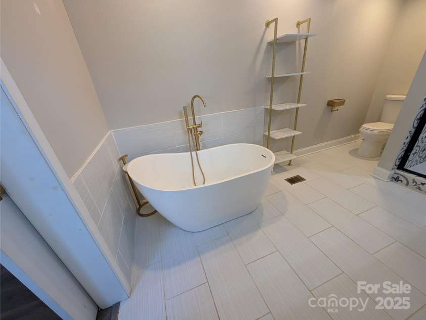 340 Freedom Drive, Salisbury, NC 28147.  MLS# CAR4332756, YatesRealty ID 4867. 
