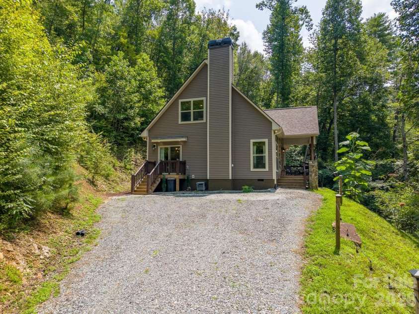 13 Cullsiah Cove Road, Robbinsville, NC 28771.  MLS# CAR4421353, YatesRealty ID 48673. 