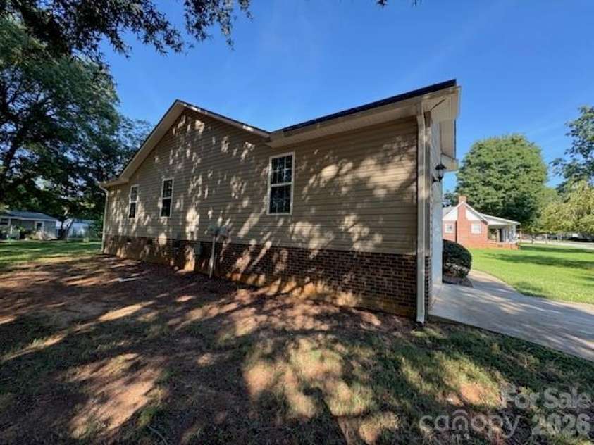 412 Kirk Street, China Grove, NC 28023.  MLS# CAR4420997, YatesRealty ID 48674. 