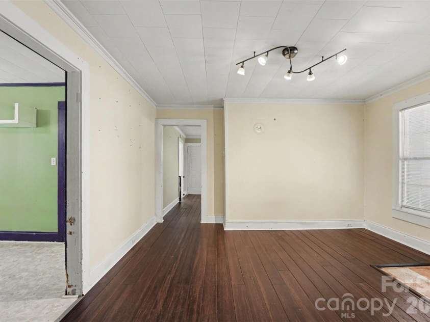 1911 Central Drive, Kannapolis, NC 28083.  MLS# CAR4420924, YatesRealty ID 48678. 