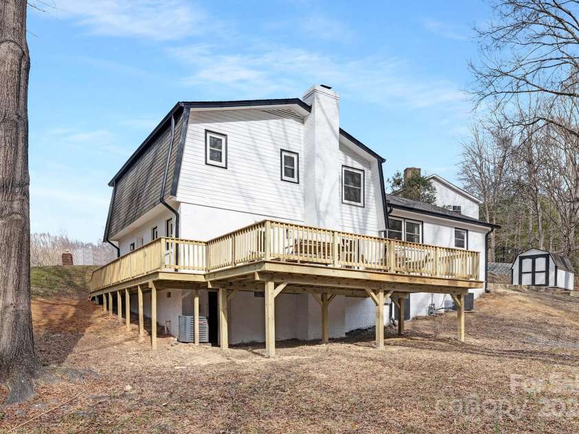 301 Dollar Circle, Charlotte, NC 28270.  MLS# CAR4228115, YatesRealty ID 4868. 