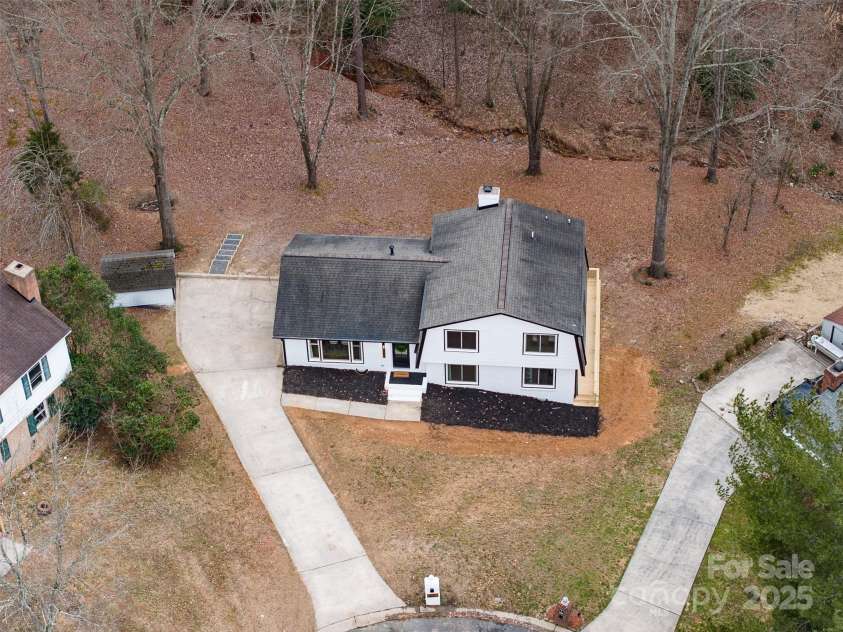 301 Dollar Circle, Charlotte, NC 28270.  MLS# CAR4228115, YatesRealty ID 4868. 
