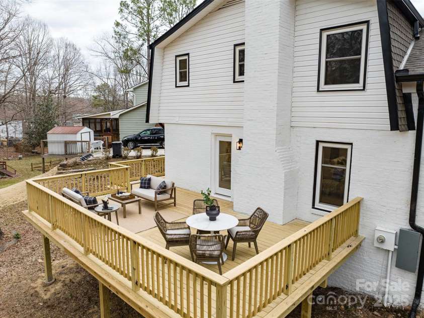 301 Dollar Circle, Charlotte, NC 28270.  MLS# CAR4228115, YatesRealty ID 4868. Oversized back deck