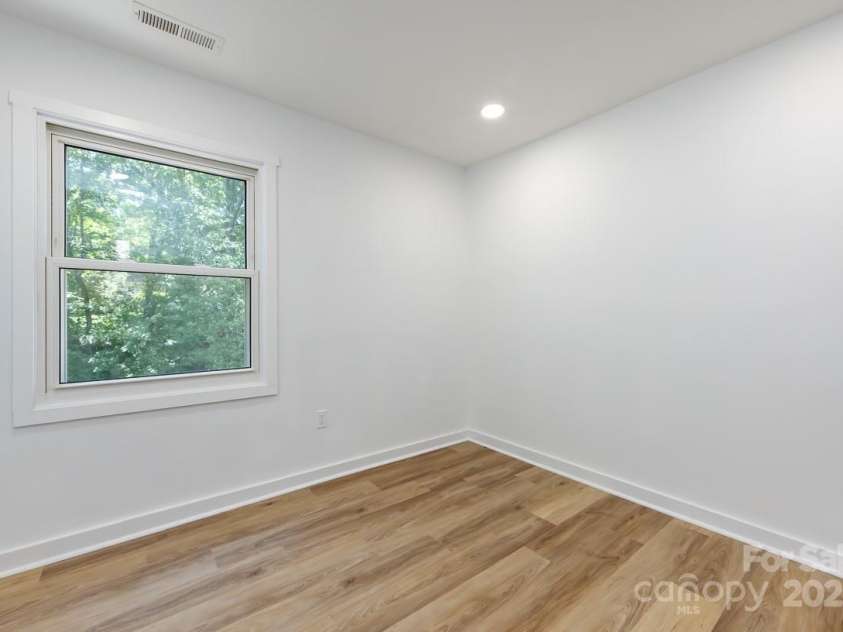 301 Dollar Circle, Charlotte, NC 28270.  MLS# CAR4293967, YatesRealty ID 4868. 