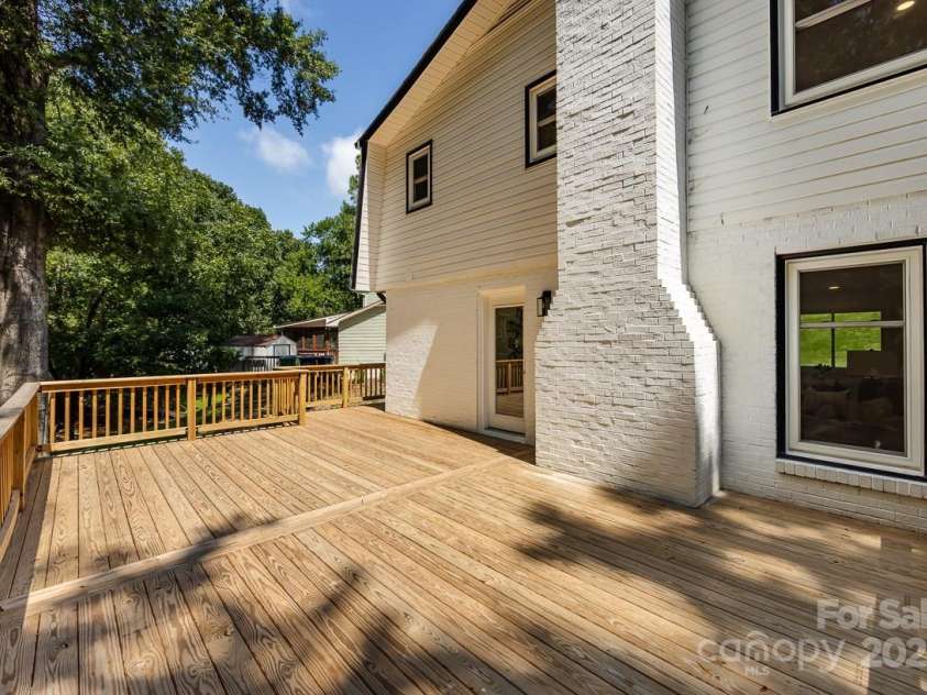 301 Dollar Circle, Charlotte, NC 28270.  MLS# CAR4293967, YatesRealty ID 4868. 