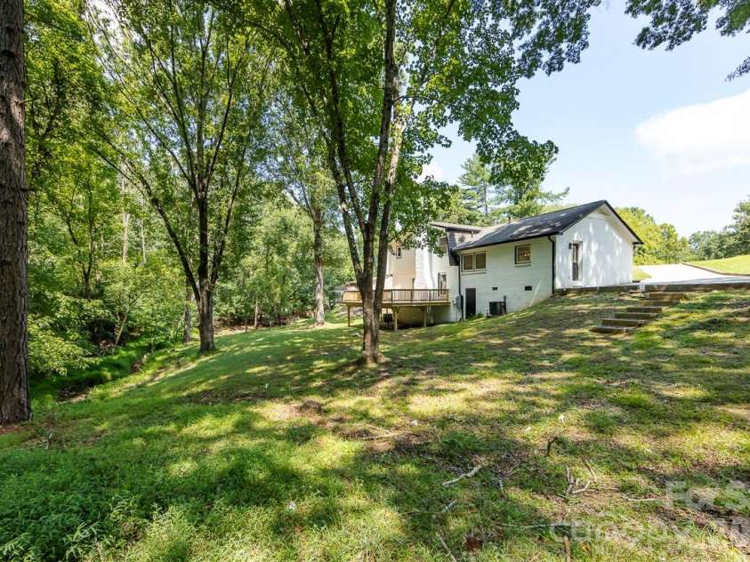 301 Dollar Circle, Charlotte, NC 28270.  MLS# CAR4336671, YatesRealty ID 4868. 