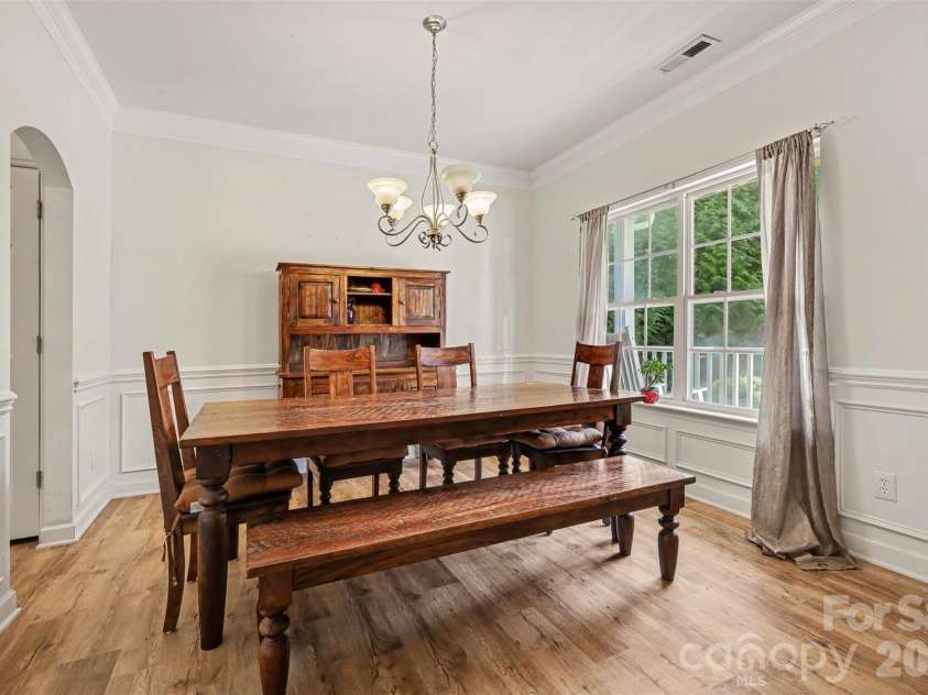 7218 Cascading Pines Drive, Fort Mill, SC 29708.  MLS# CAR4411694, YatesRealty ID 48680. 
