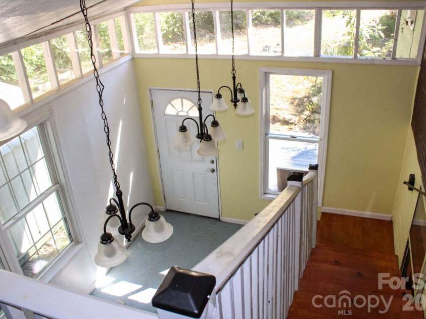 70 Fox Mountain Road, Columbus, NC 28722.  MLS# CAR4421063, YatesRealty ID 48681. 