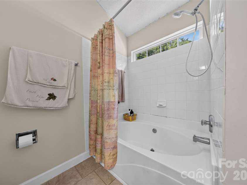 1510 Bellridge Road, Rock Hill, SC 29732.  MLS# CAR4408401, YatesRealty ID 48684. 