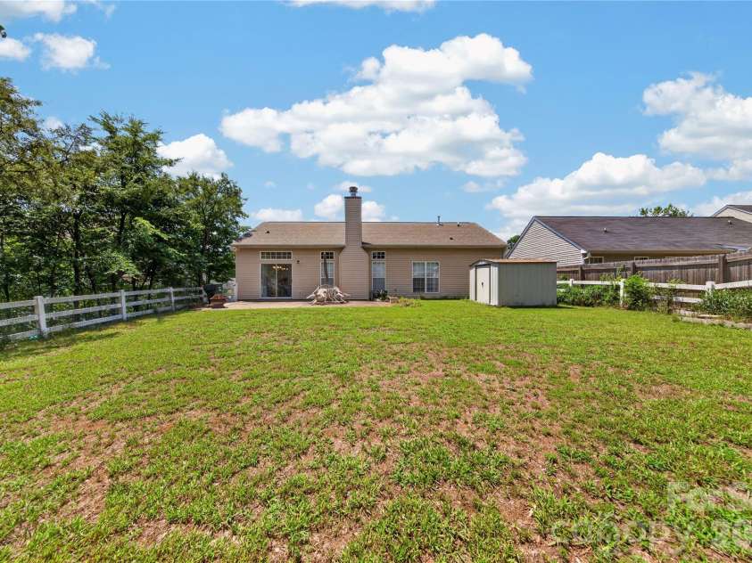1510 Bellridge Road, Rock Hill, SC 29732.  MLS# CAR4408401, YatesRealty ID 48684. 
