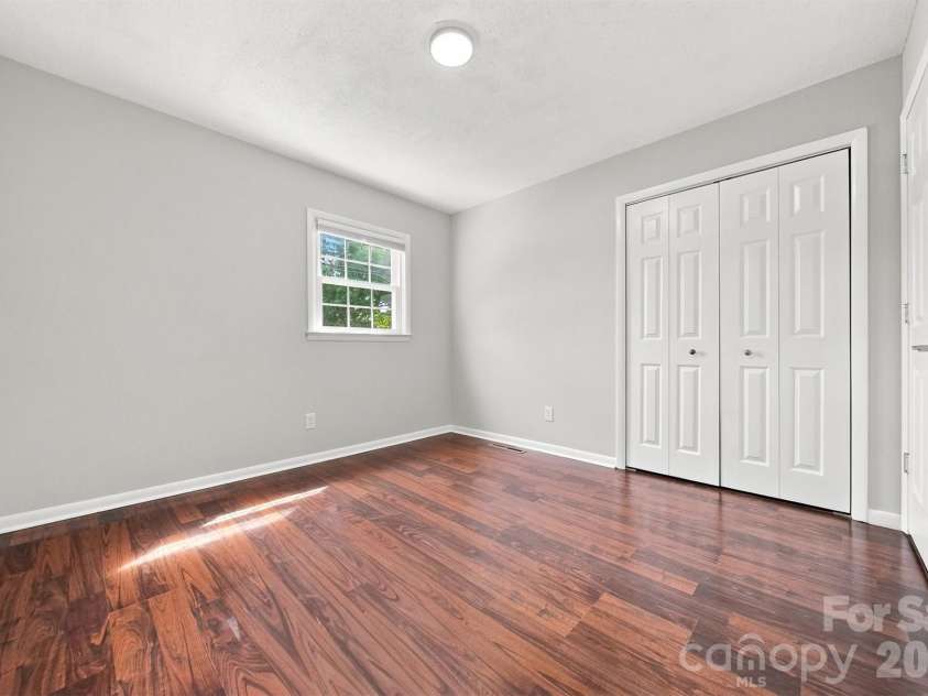 2219 36th Avenue, Hickory, NC 28601.  MLS# CAR4421520, YatesRealty ID 48687. 