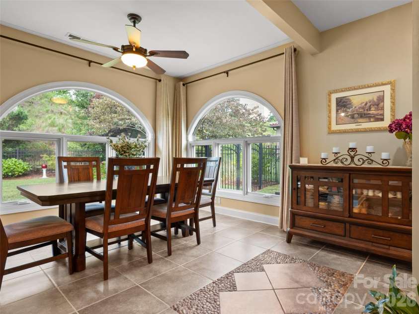 19 Pacifico Drive, Asheville, NC 28806.  MLS# CAR4408303, YatesRealty ID 48688. 
