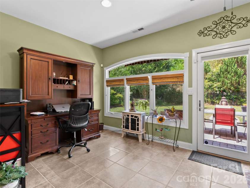 19 Pacifico Drive, Asheville, NC 28806.  MLS# CAR4408303, YatesRealty ID 48688. 