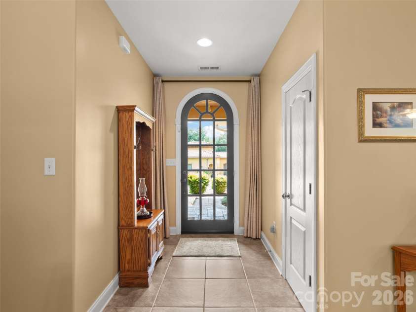 19 Pacifico Drive, Asheville, NC 28806.  MLS# CAR4408303, YatesRealty ID 48688. 