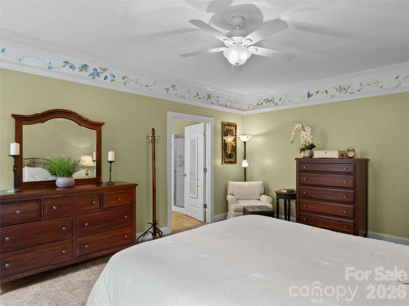 19 Pacifico Drive, Asheville, NC 28806.  MLS# CAR4408303, YatesRealty ID 48688. 