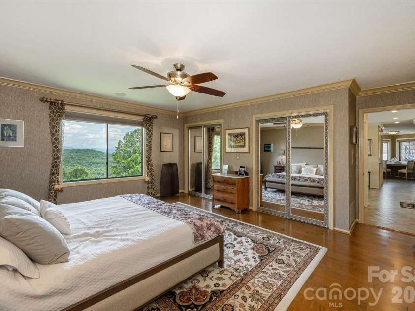 159 Country Ridge Road, Hendersonville, NC 28739.  MLS# CAR4398936, YatesRealty ID 48689. 