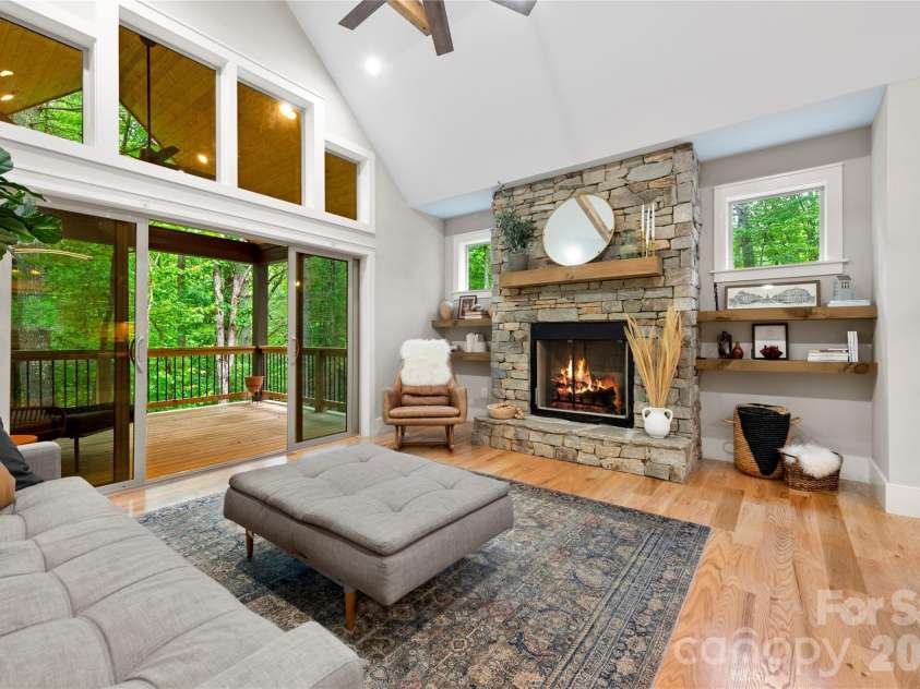 68 Huckleberry Ridge Lane, Zirconia, NC 28790.  MLS# CAR4265431, YatesRealty ID 4869. 