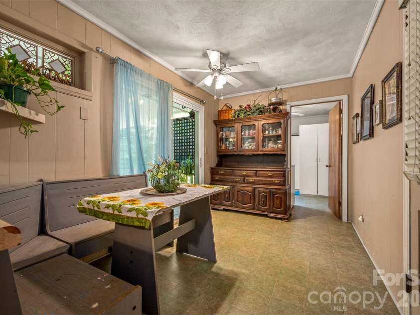 15 Meadowlark Drive, Tryon, NC 28782.  MLS# CAR4421124, YatesRealty ID 48690. 
