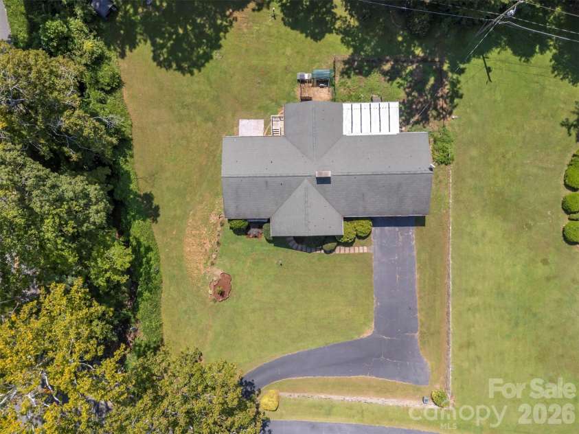 15 Meadowlark Drive, Tryon, NC 28782.  MLS# CAR4421124, YatesRealty ID 48690. 