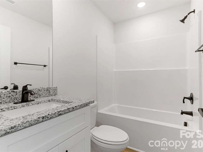 3081-3083 12th Avenue, Hickory, NC 28602.  MLS# CAR4419260, YatesRealty ID 48691. 