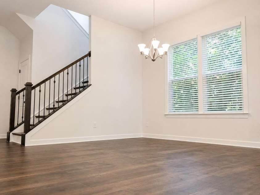 812 19th Street, Charlotte, NC 28205.  MLS# CAR4415955, YatesRealty ID 48692. Dining
