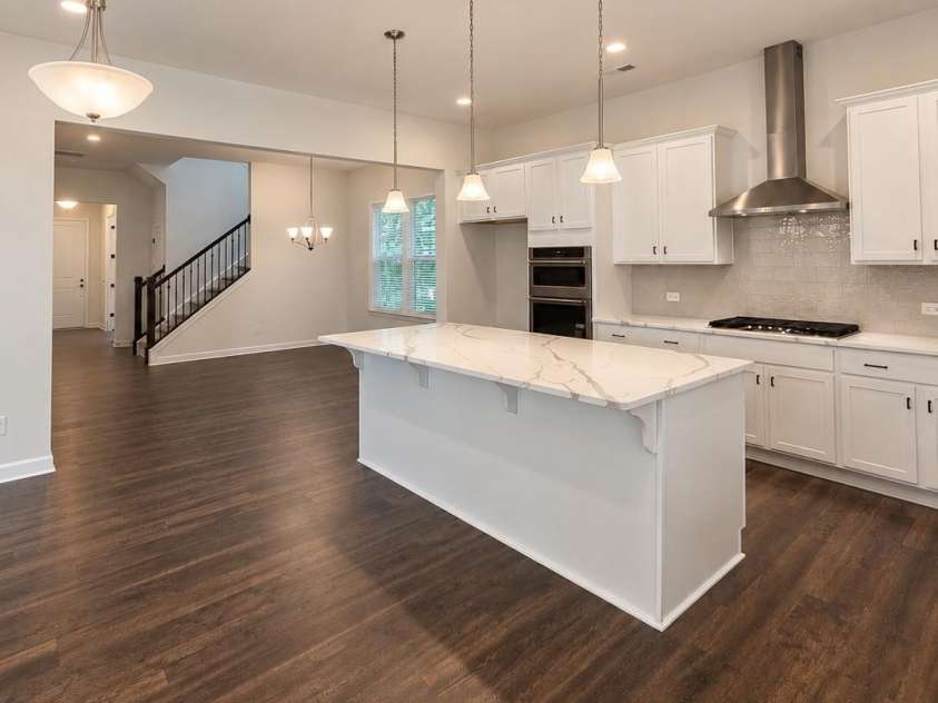 812 19th Street, Charlotte, NC 28205.  MLS# CAR4415955, YatesRealty ID 48692. Kitchen