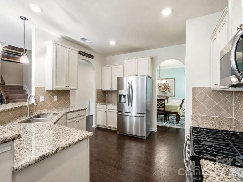 15931 Harbor Hill Drive, Charlotte, NC 28273.  MLS# CAR4421390, YatesRealty ID 48693. 
