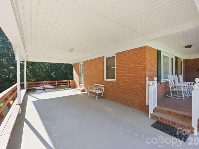538 Pecan Drive, Oakboro, NC 28129.  MLS# CAR4421547, YatesRealty ID 48694. 