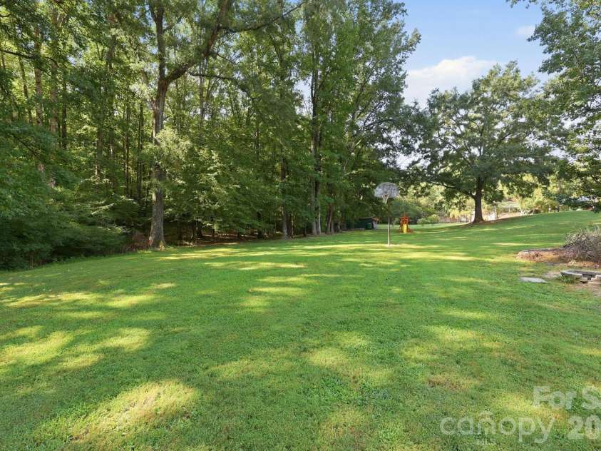 538 Pecan Drive, Oakboro, NC 28129.  MLS# CAR4421547, YatesRealty ID 48694. 