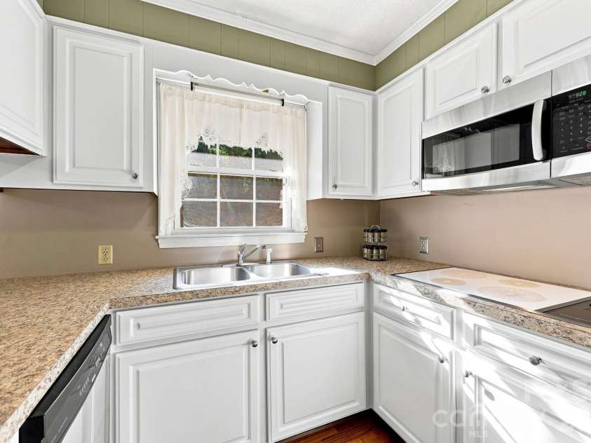 538 Pecan Drive, Oakboro, NC 28129.  MLS# CAR4421547, YatesRealty ID 48694. 