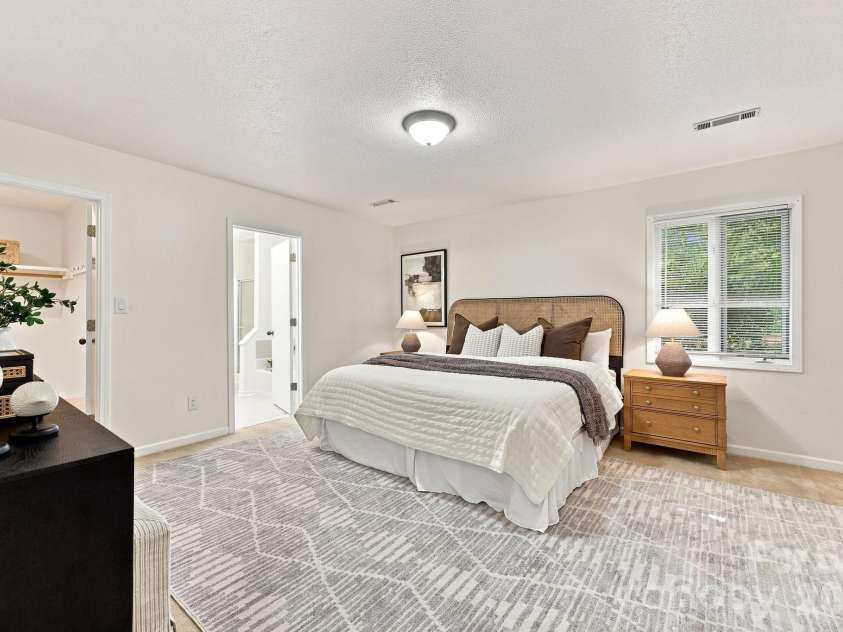 103 Briar Ridge Circle, Winston Salem, NC 27104.  MLS# CAR4421455, YatesRealty ID 48697. 