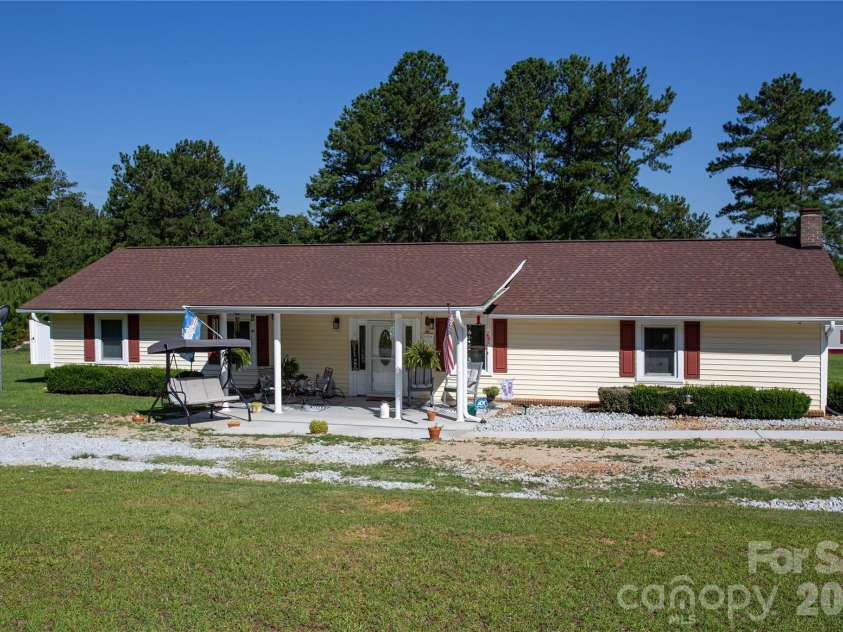 4576 Hwy 213 Highway, Winnsboro, SC 29180.  MLS# CAR4412639, YatesRealty ID 48698. 